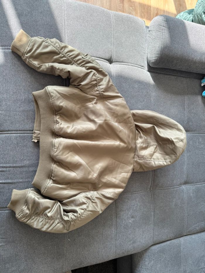 Veste courte style bombers kaki - photo numéro 3