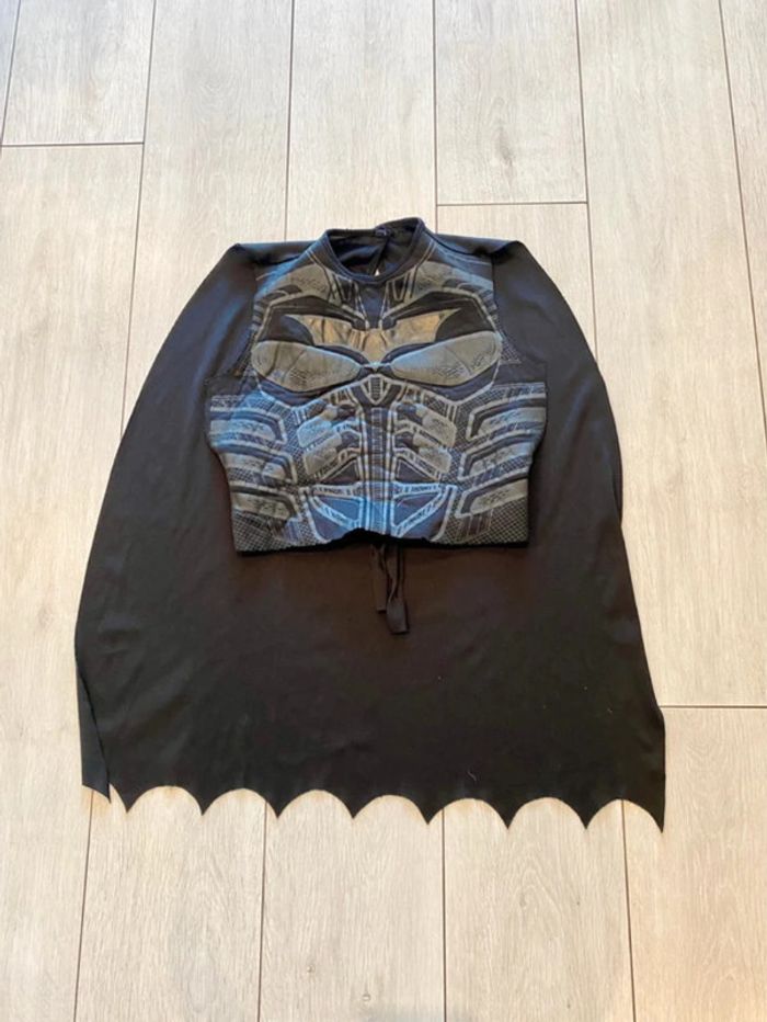 Cape BatMan 🦇 7/10 ans - photo numéro 1