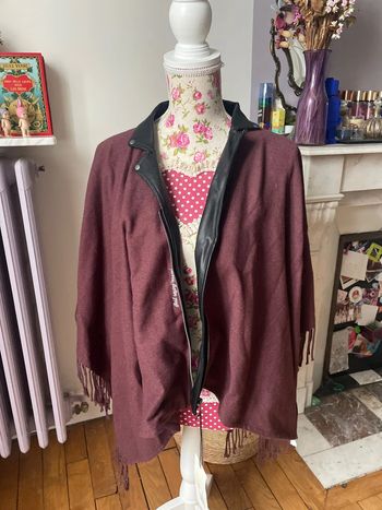 Poncho/ Perfecto Ikks