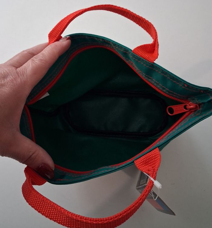 Pochette zippée imperméable rouge et verte pour les enfants - photo numéro 4