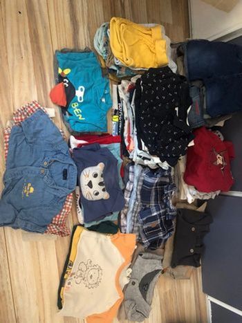 Lot de 90 vêtements