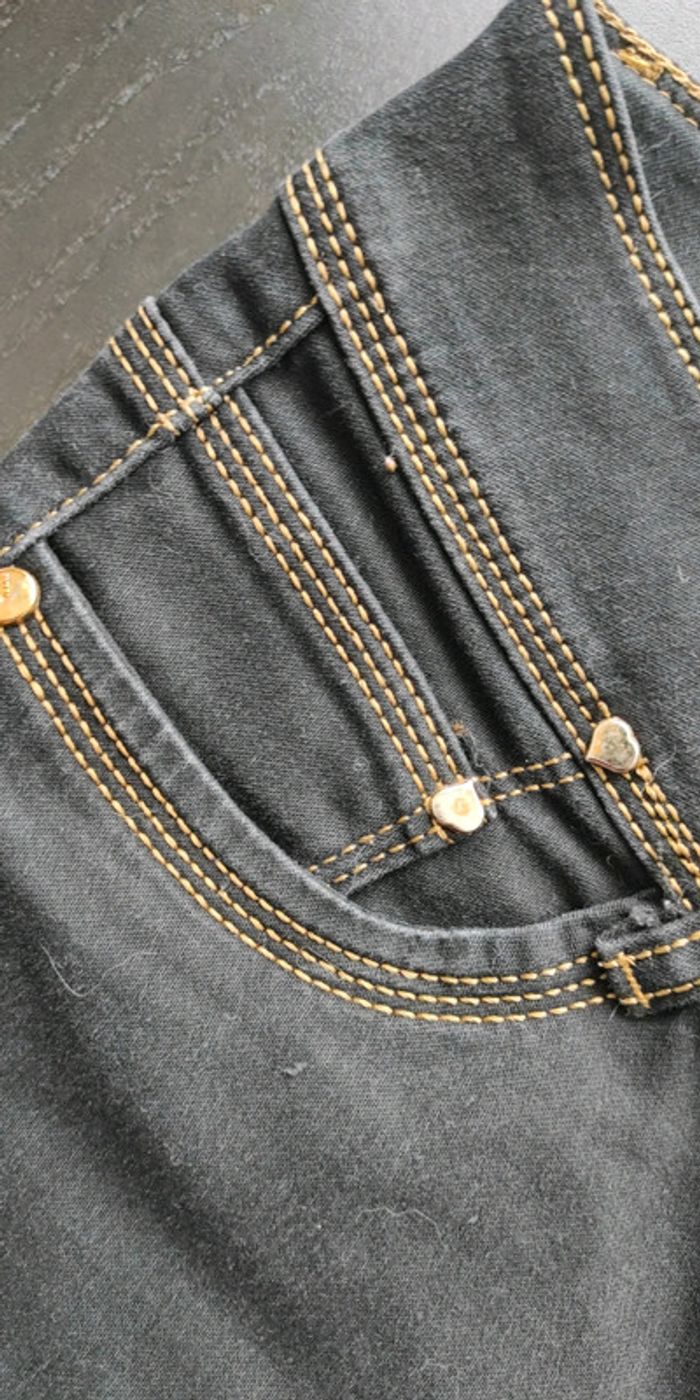 Jean femme - photo numéro 3