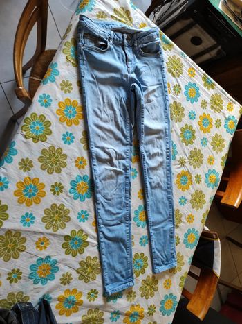 Jeans slim xs 14 ans
