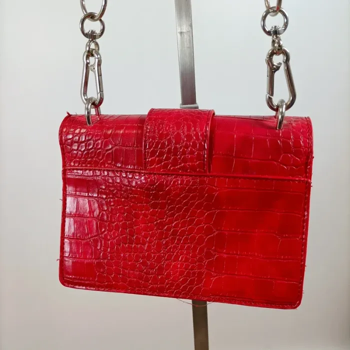 Mini sac bandoulière rouge effet croco – look tendance et structuré S022 - photo numéro 10
