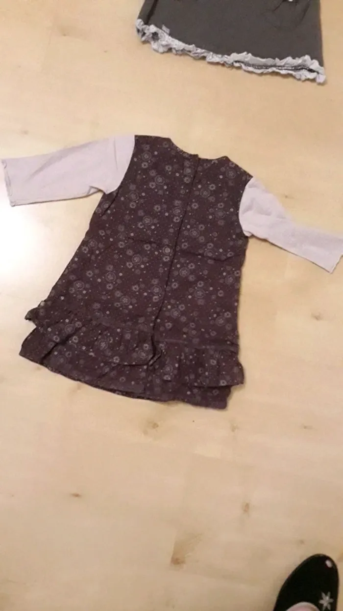 Lot de 2 robes 12 mois - photo numéro 3