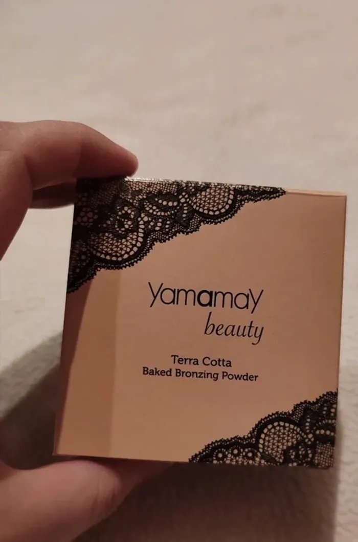 Fond de teint Luminous bronze Yamamay Beauty - photo numéro 4