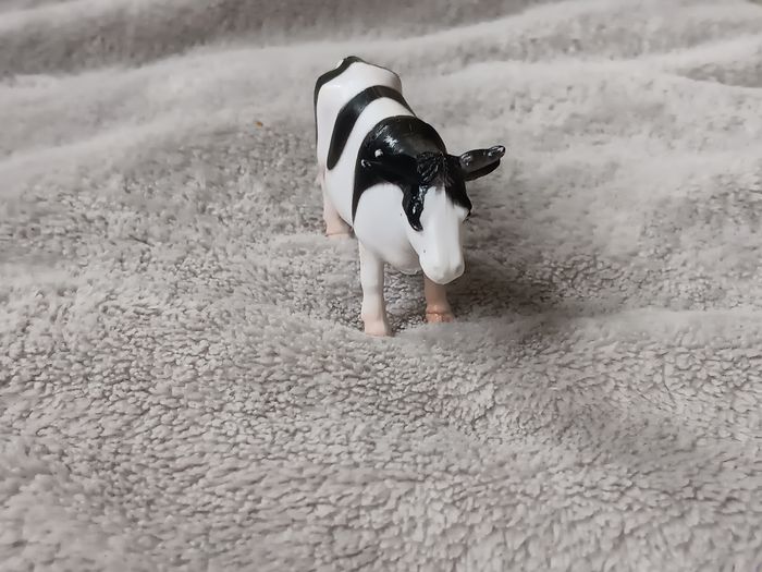 Figurine vache de 10cm - photo numéro 2