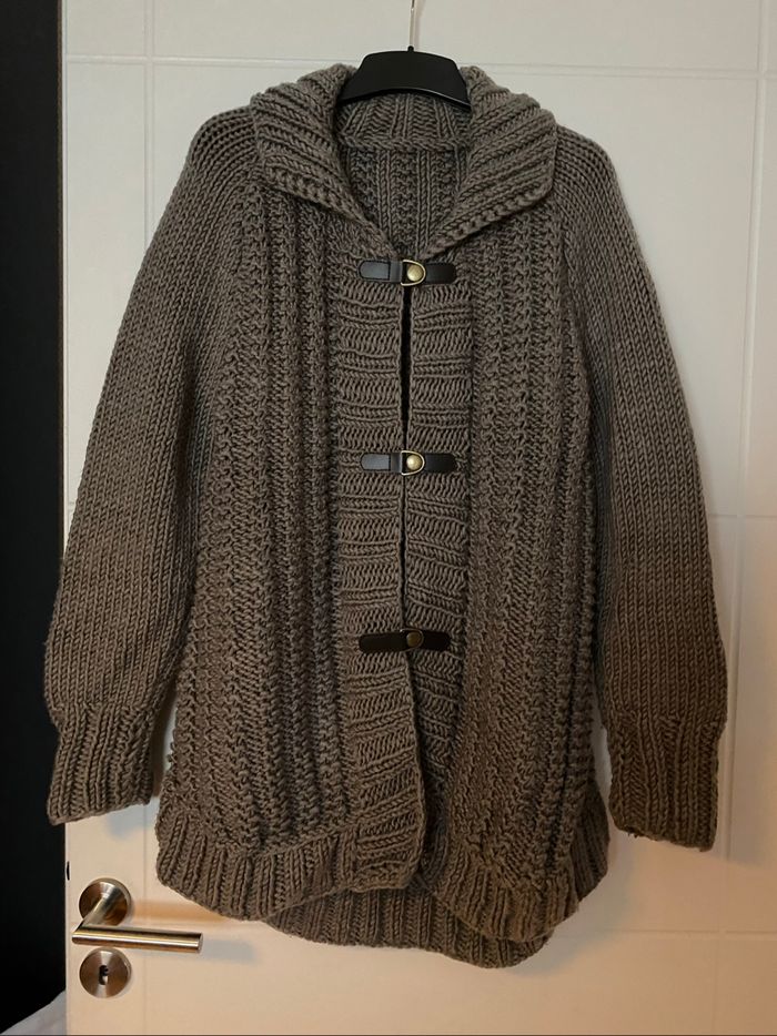Gilet brun en laine très bon etat