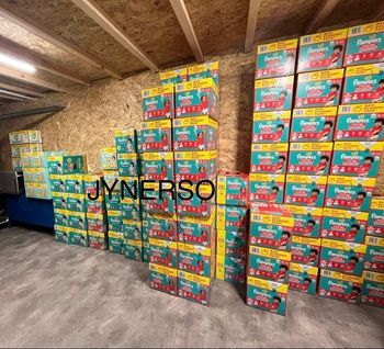 Couches Pampers toutes tailles