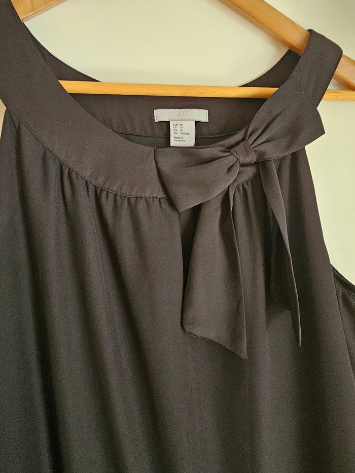 Robe noire pour soirée fêtes cérémonies - photo numéro 2