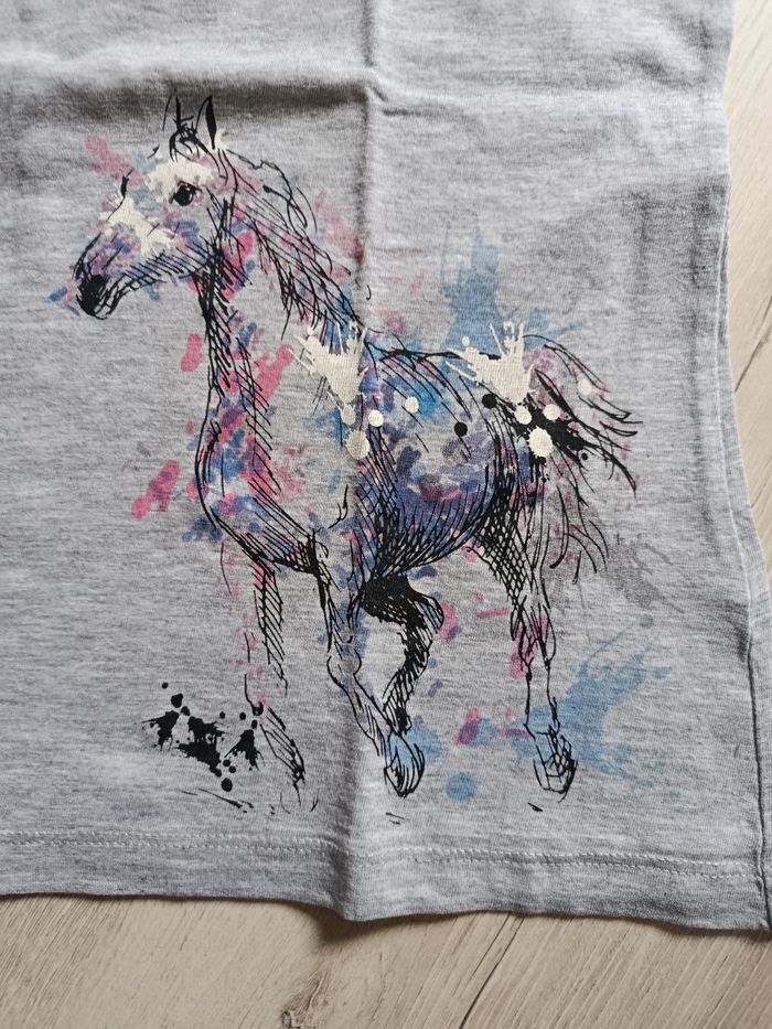 Tshirt cheval taille 10 ans - photo numéro 2