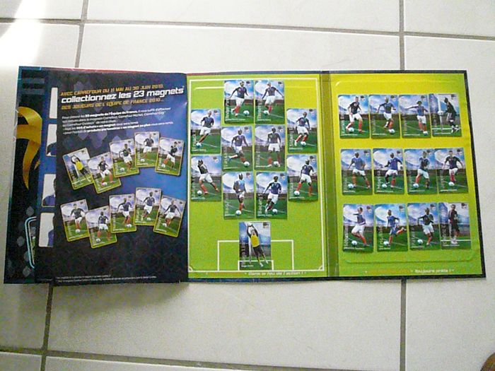 Coffret collection « Equipe de France 2010 » - photo numéro 2