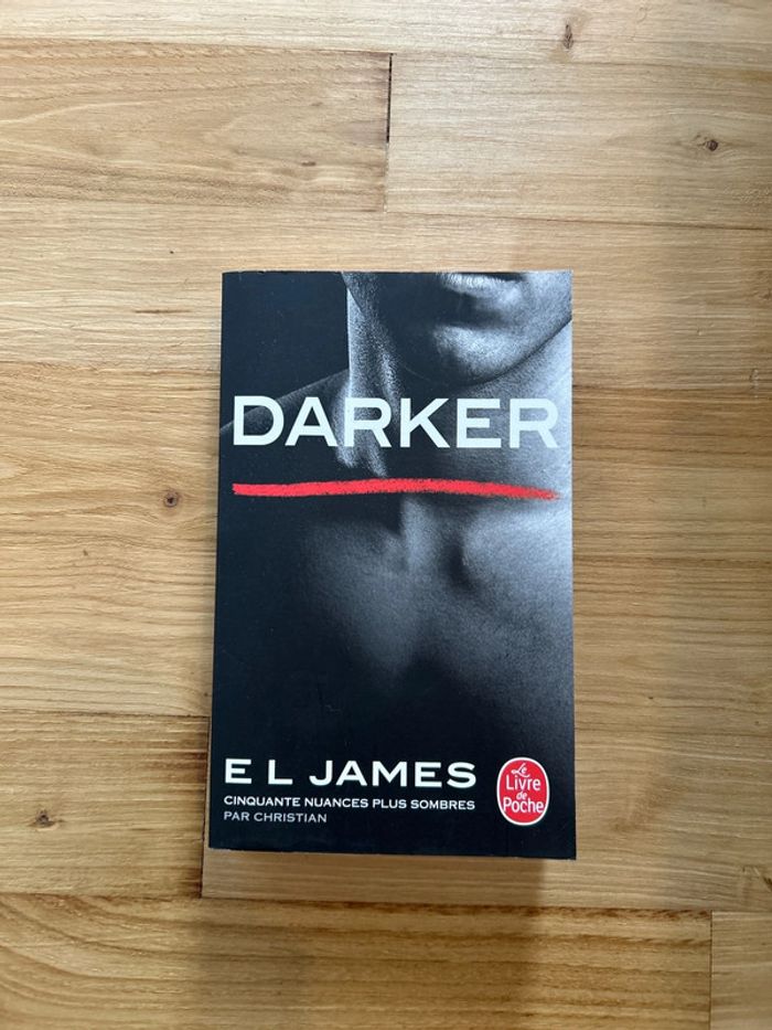 Livre cinquante nuances plus sombres