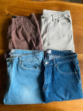 Lot pantalons Homme taille 42