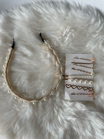 Serre tête avec perles + 8 pinces à cheveux