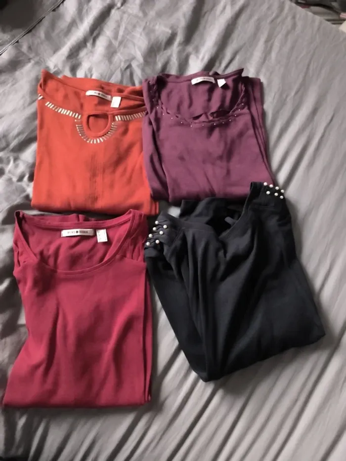 Lot de 4 tee shirts manches longues Punto roma taille M