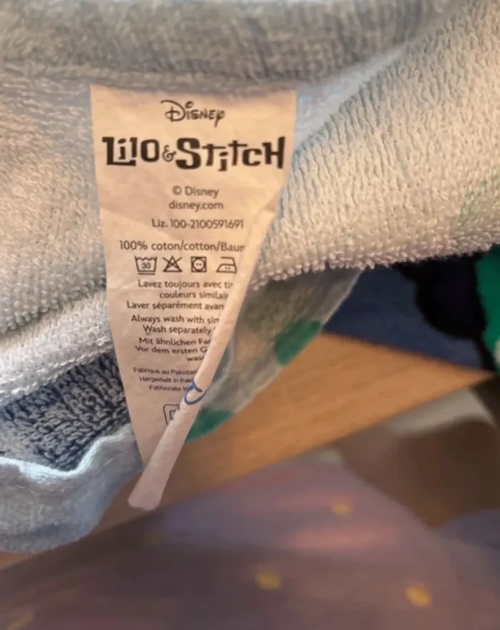 Serviette de plage stitch - photo numéro 3