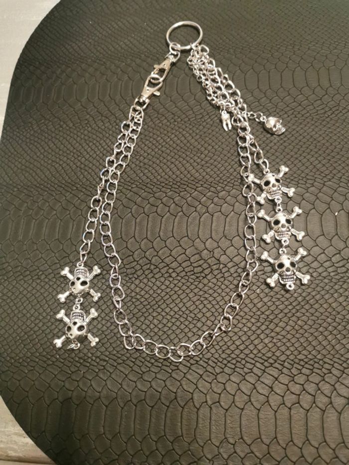 Chaîne de pantalon têtes de mort tendance
