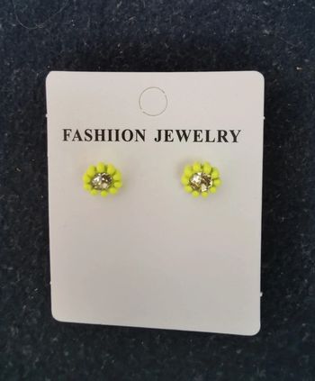 Puces d'oreilles fleurs à strass