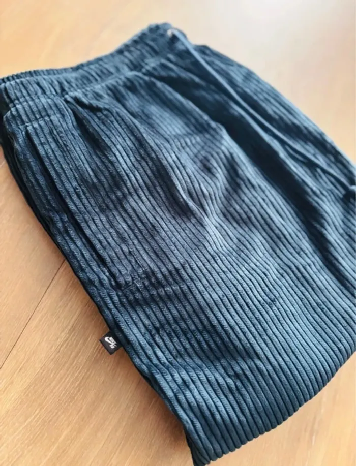 Nike SB Pantalon Elastic Corduroy Skateboard Armory Navy