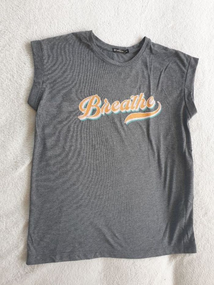 T-shirt XS gris.