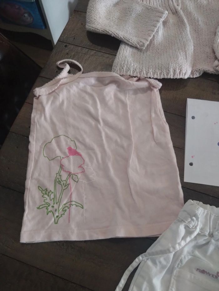 Lot de vêtements été bebe 2 ans - photo numéro 2