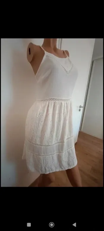 Superbe robe neuve T 40
