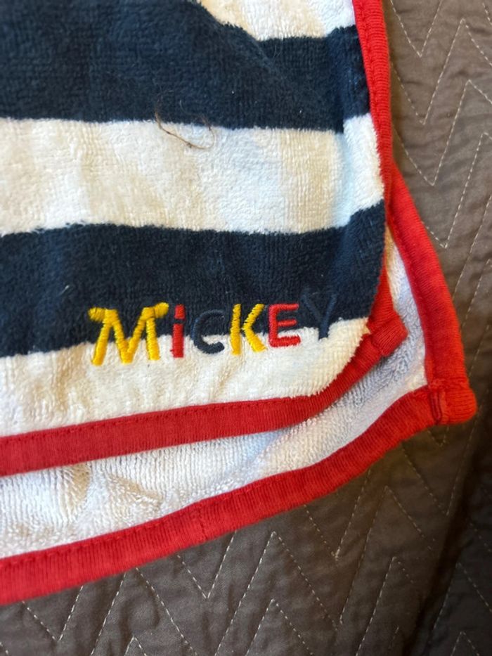 Cape de bain + casquette Mickey - photo numéro 4