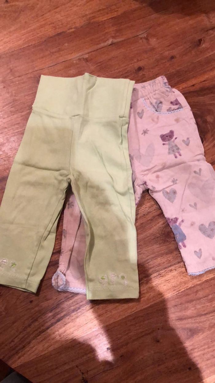 Lot 2 pantalons 1 an
