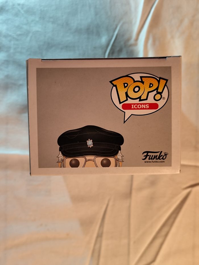 Figurine Funko Pop George R.R. Martin 01 Game of Thrones Spécial Édition Comicon - photo numéro 6