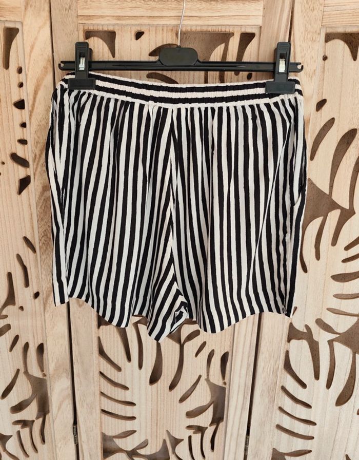Short à rayures fluide et léger T 38 H&M - photo numéro 8