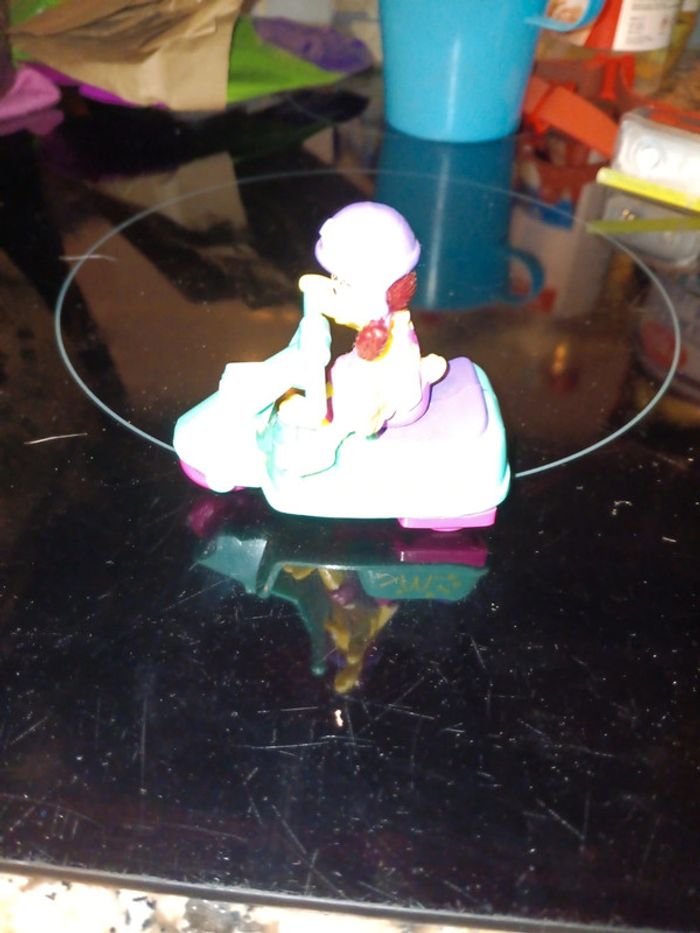 Jouet Macdonald birdy et son scooter 1992 - photo numéro 2