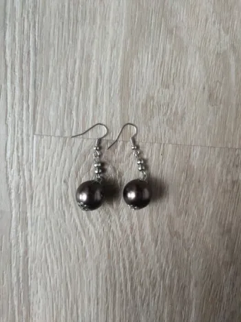 Boucles d'oreilles neuves