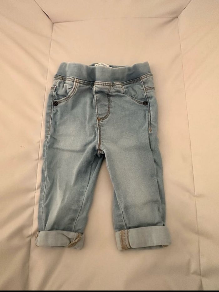 Lot 7 pantalons fille 9 mois - photo numéro 2