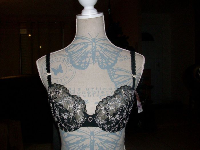 Soutien-gorge Rosy 85 C neuf avec étiquette
