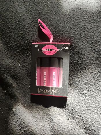 Rouge à lèvres liquide