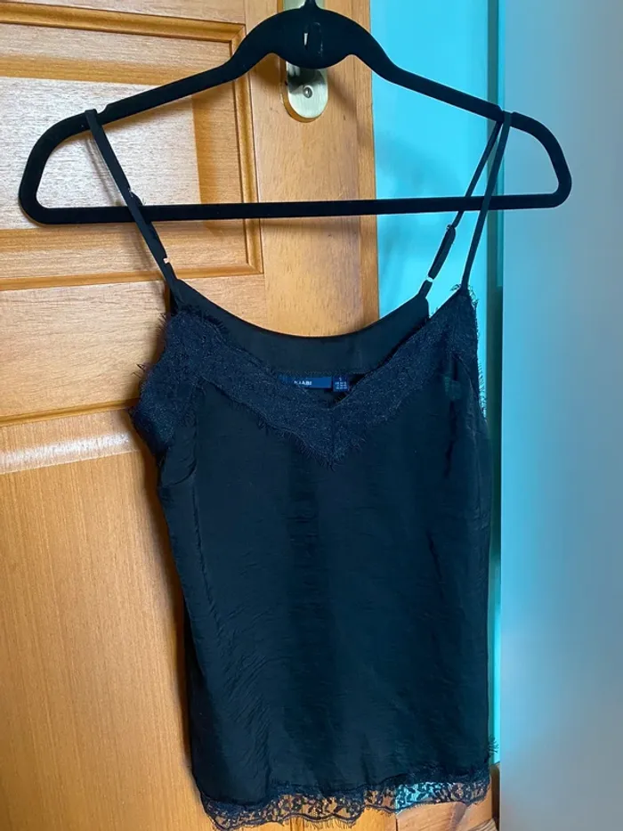 débardeur à dentelle noir kiabi taille S