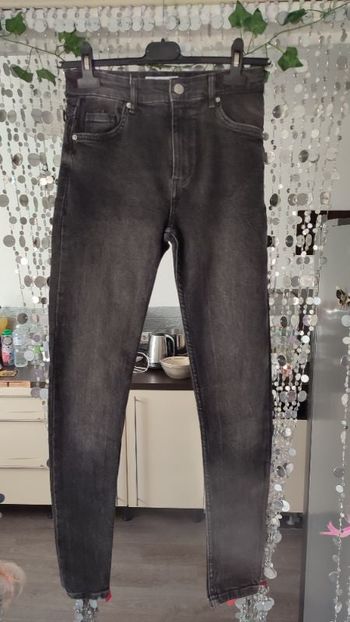 Jeans Bershka T.34