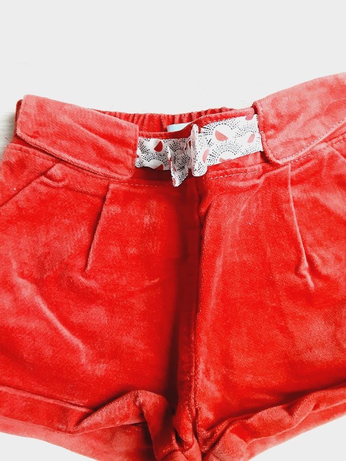Vêtement bébé fille short velours rouge Obaïbi 6 mois - photo numéro 2