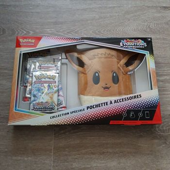 Coffret Pokémon Évolutions Prismatiques Collection Pochette à Accessoires NEUF