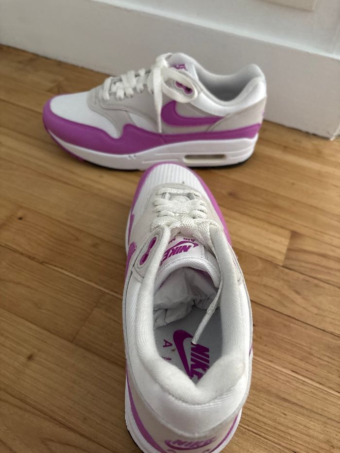 Air Max neuves - photo numéro 3