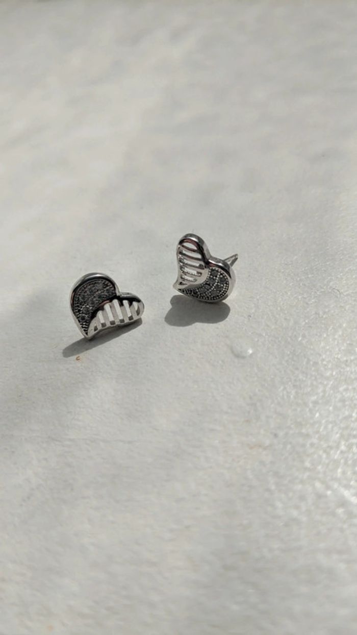 Boucles d'oreilles forme cœur en argent - photo numéro 3
