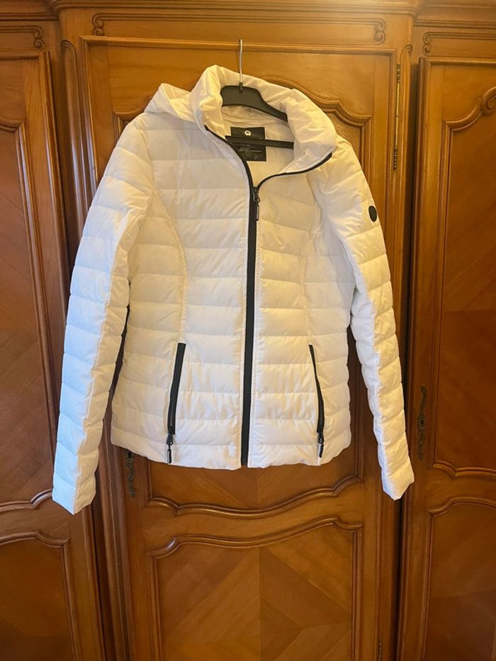 Veste blanche XS xposurzone