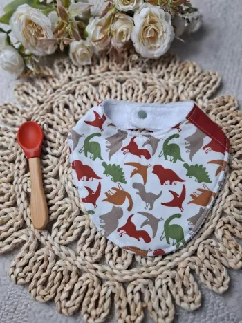 Bavoir bandana motif dinosaure 0-9 mois