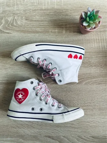 Converse édition limitée pointure 34