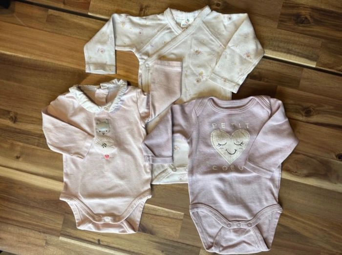 Lot 3 Bodies, Taille 3 Mois