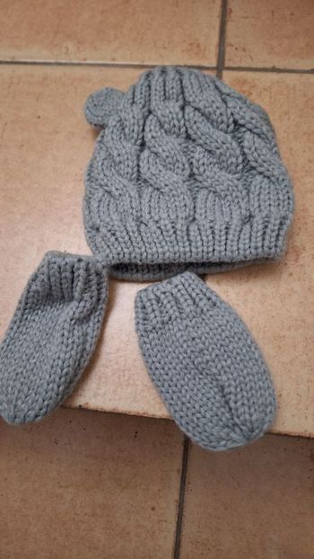 Moufles et bonnet
