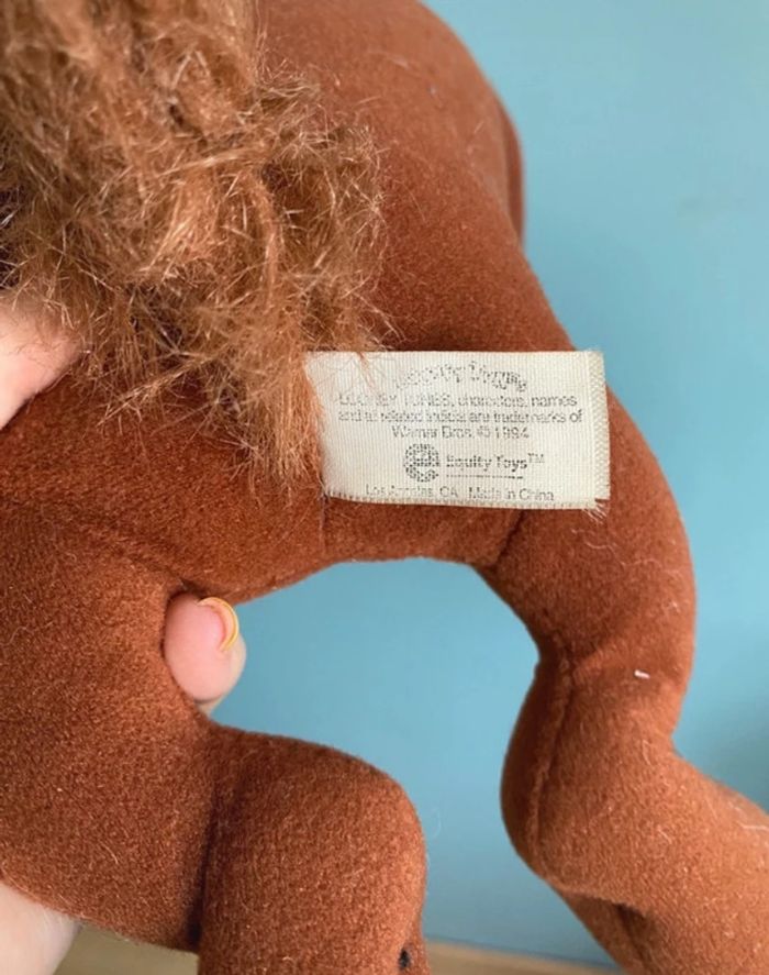 Grande peluche Taz le diable de Tasmanie des looney tunes - photo numéro 3
