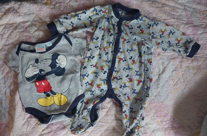 Ensemble pyjama +body Mickey