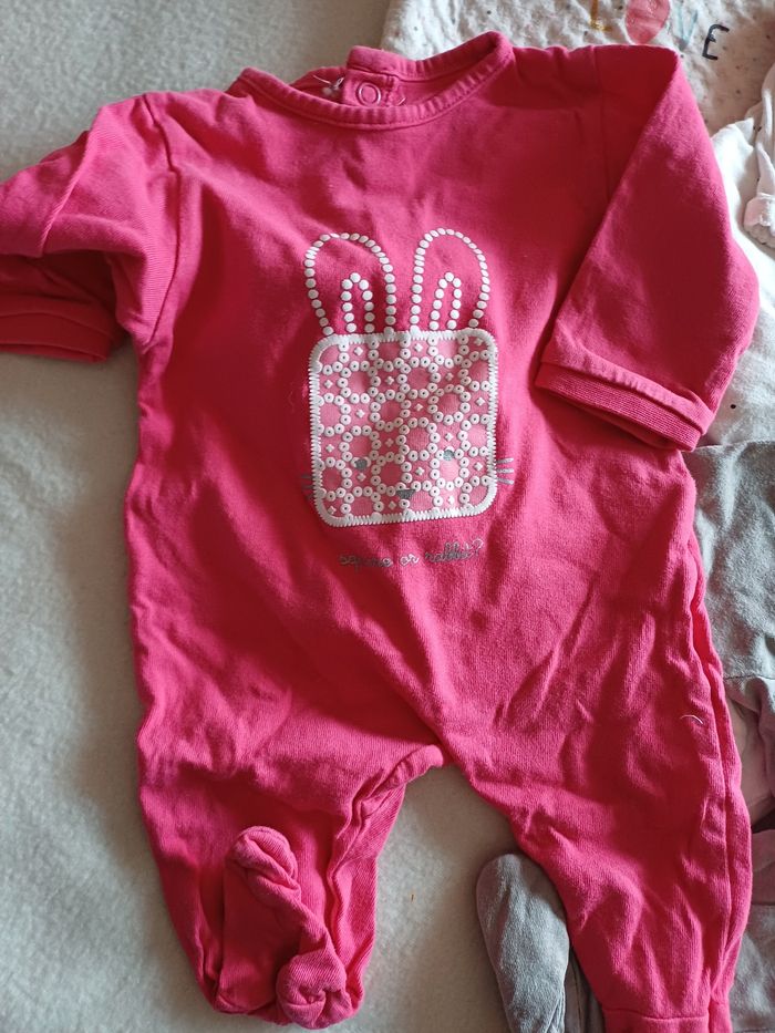 Lot pyjama 1 mois - photo numéro 3
